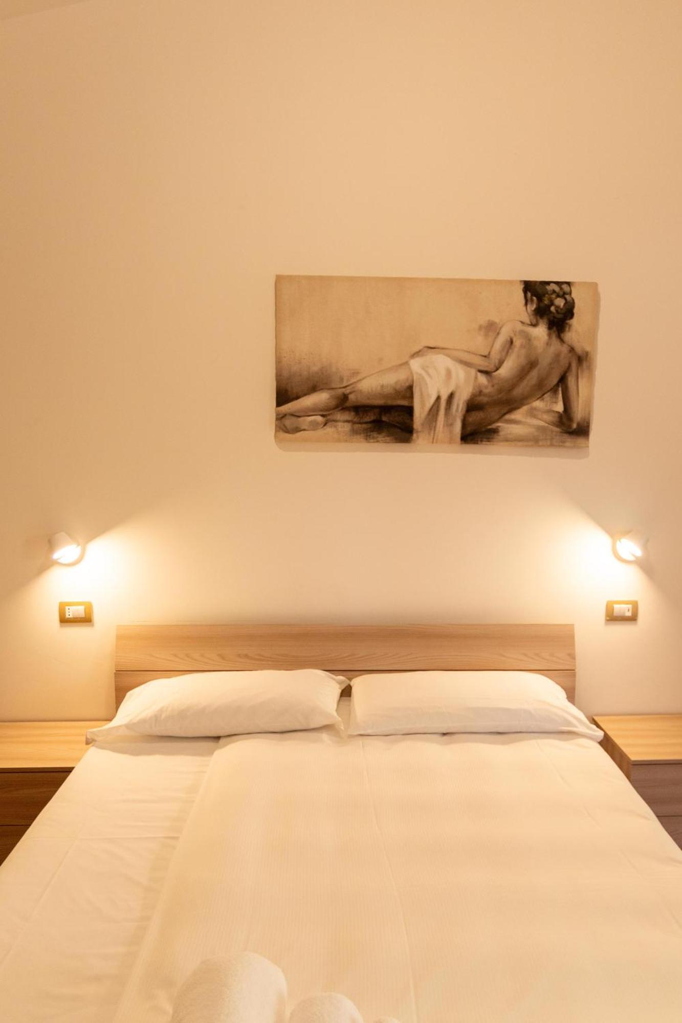 Vigneto - Italian Restaurant & B&B Villa Rosa Di Martinsicuro Bagian luar foto
