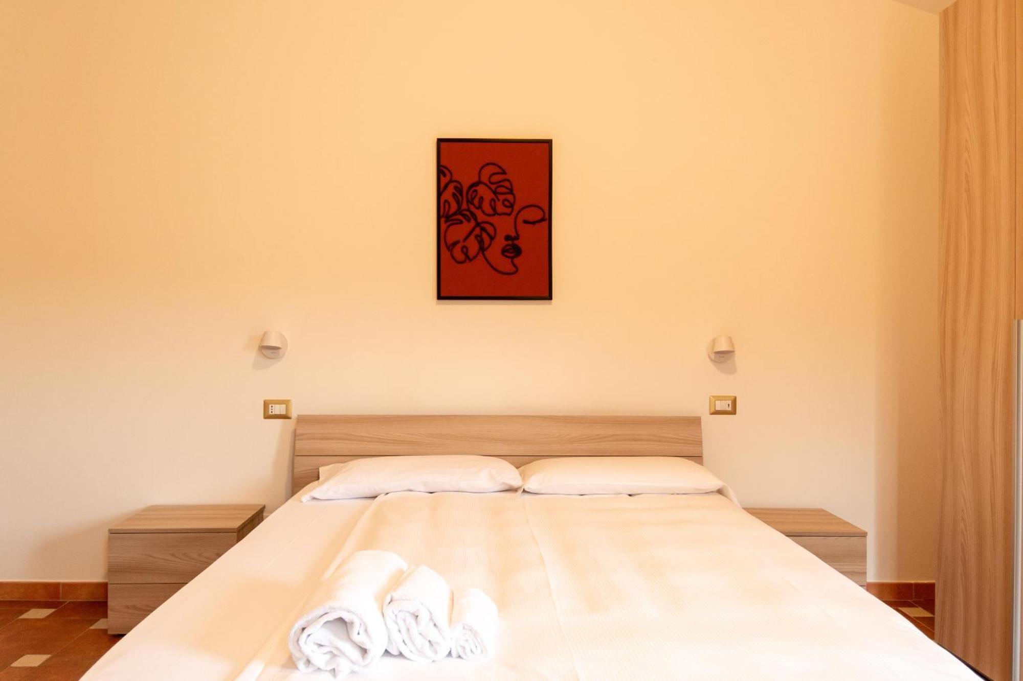 Vigneto - Italian Restaurant & B&B Villa Rosa Di Martinsicuro Bagian luar foto