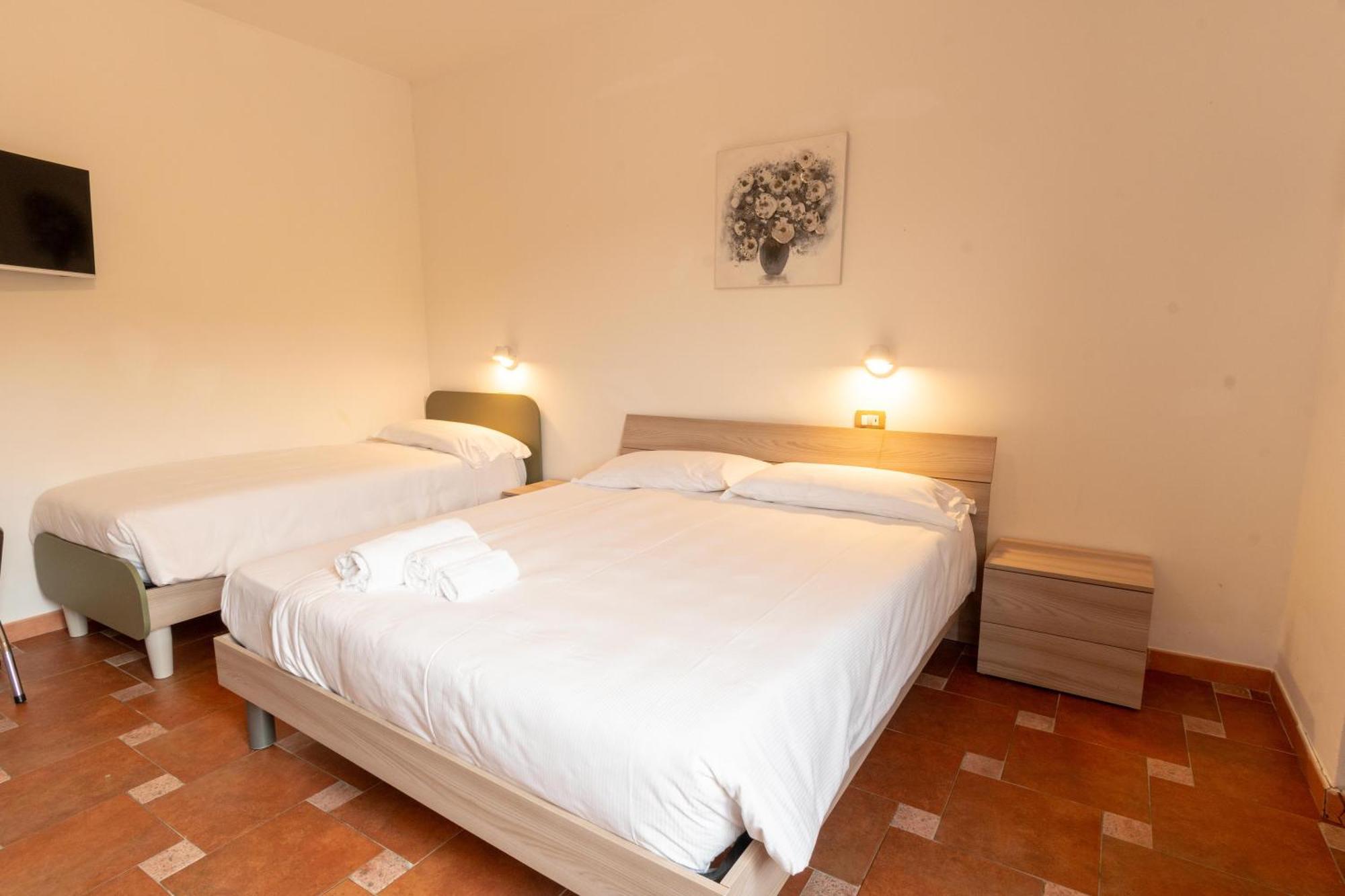 Vigneto - Italian Restaurant & B&B Villa Rosa Di Martinsicuro Bagian luar foto